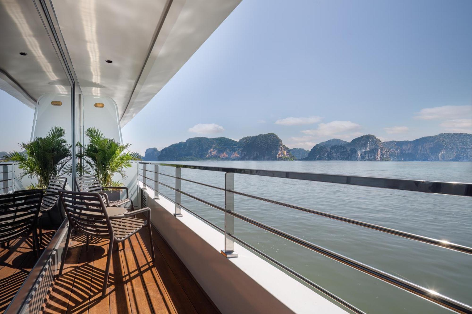 Grand Pioneers Halong Bay Cruise 1 Otel Ha Long Dış mekan fotoğraf