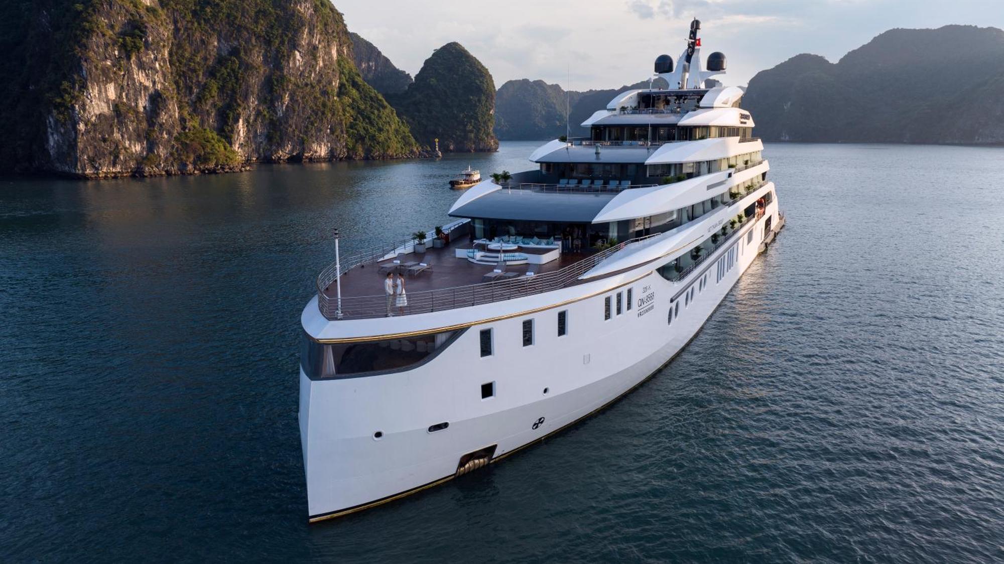 Grand Pioneers Halong Bay Cruise 1 Otel Ha Long Dış mekan fotoğraf